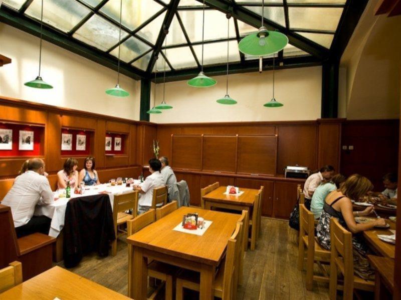 Otel U Medvidku-brewery Prag